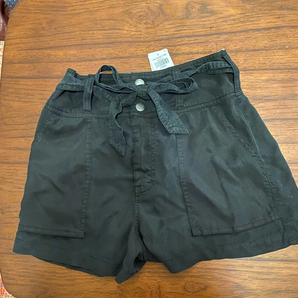 Never worn Abercrombie Shorts